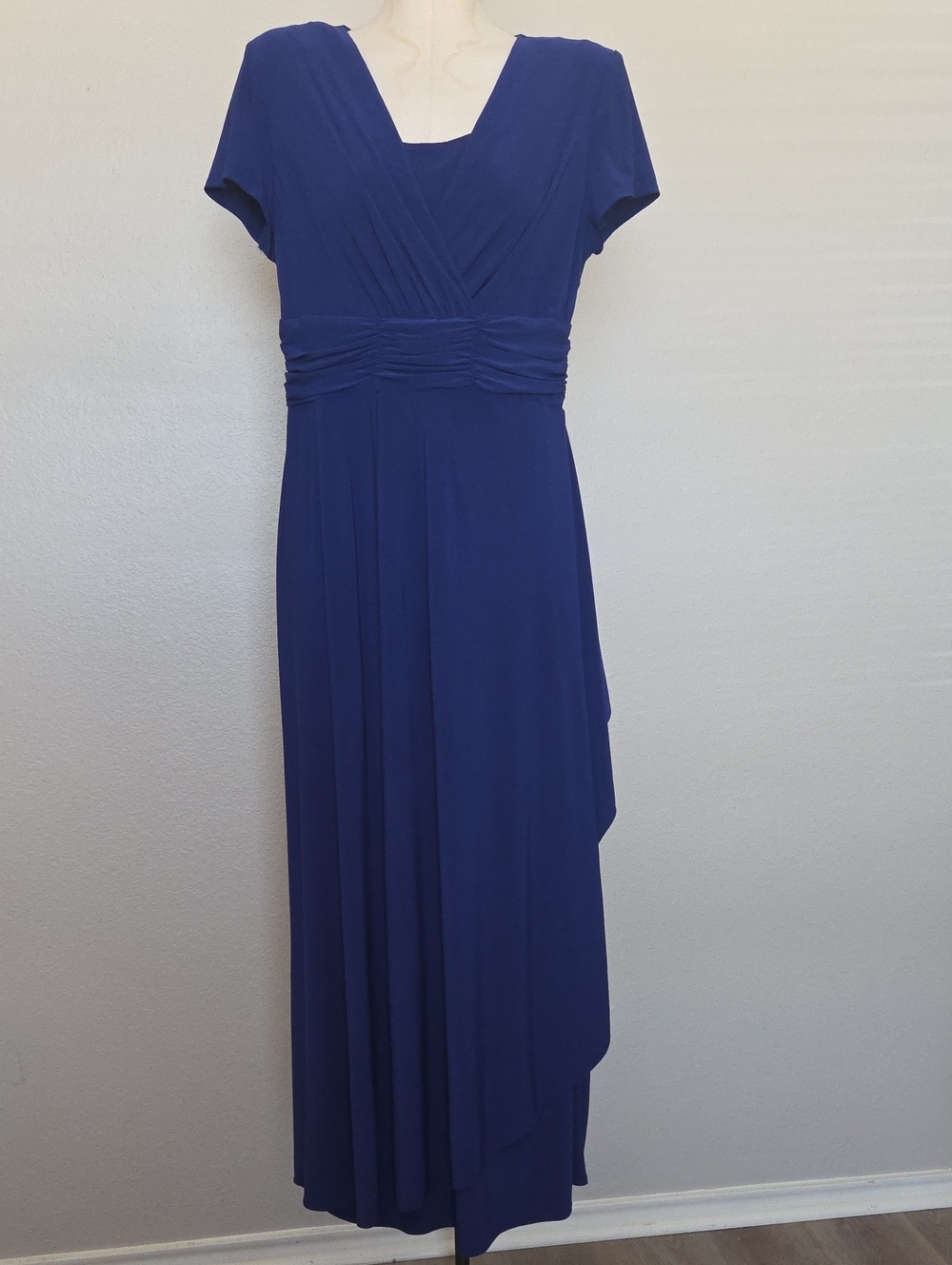 Classic Women's V-Neck Empire Waist Dress in Deep Blue